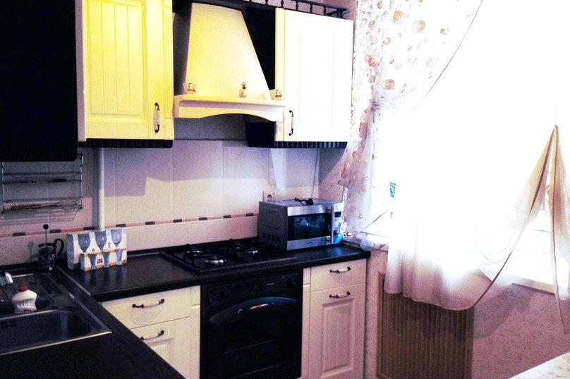 3-комн. квартира, 47 кв.м. на 5 человек, улица Ленина, 81, Пермь - Фотография 4