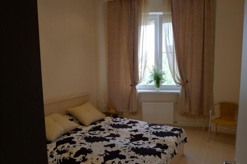 2-комн. квартира, 60 кв.м. на 5 человек, Чехова, 7, Сургут - Фотография 3