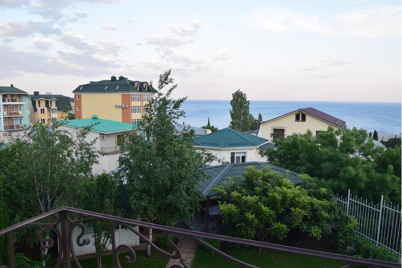 Семейный с террасой, Кореизское шоссе, 10 б, Мисхор - Фотография 1