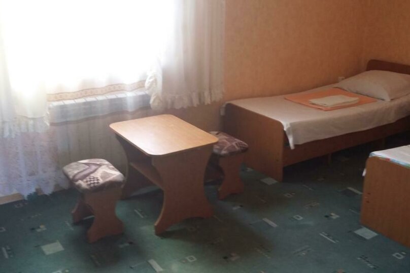Трехместный номер с дополнительным спальным местом, улица Трудящихся, 24, Анапа - Фотография 11