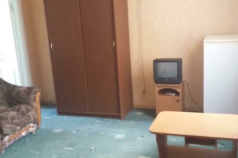 Трехместный номер с дополнительным спальным местом, улица Трудящихся, 24, Анапа - Фотография 13