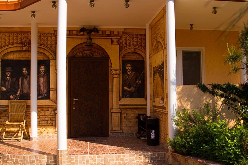 Рок-Арт-Отель "Hotel California", ул. Донецкая, 335 на 15 комнат - Фотография 23