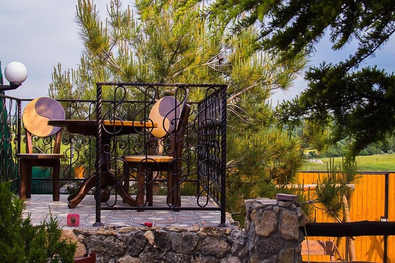 Рок-Арт-Отель "Hotel California", ул. Донецкая, 335 на 15 комнат - Фотография 31