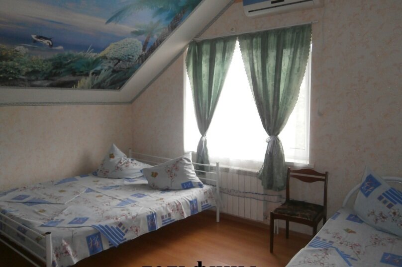 Дельфины, улица Сазонова, 11А, Ейская коса, Ейск - Фотография 1