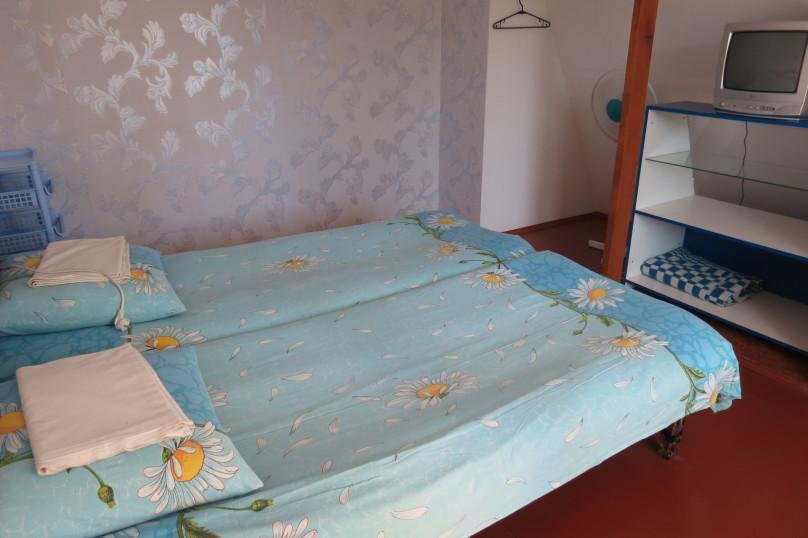 3-х местный с кондиционером, Садовая улица, 7А, Малореченское - Фотография 1