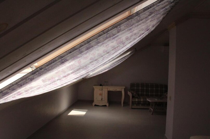Трехместный номер Делюкс, Черноморская улица, 1, Анапа - Фотография 2