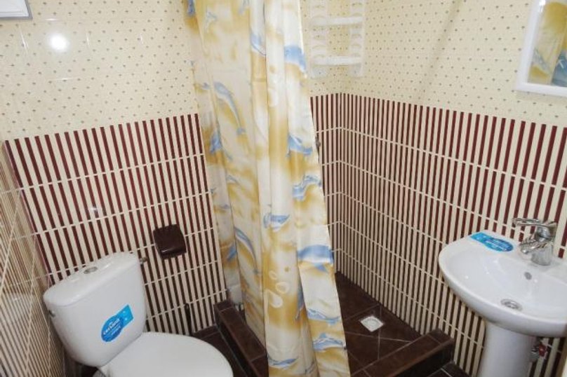 Трехместный номер с балконом, улица Куш-Кая, 3, Судак - Фотография 3