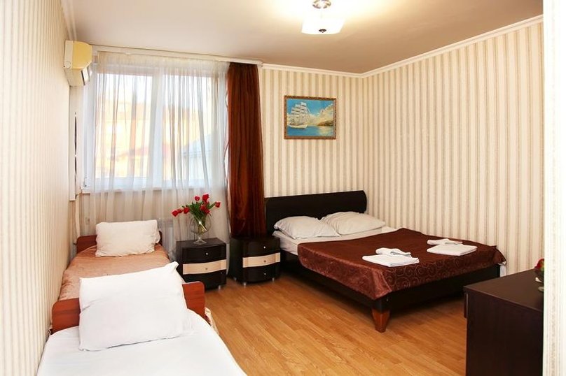 4-х местный, улица Просвещения, 169Г, Адлер - Фотография 1