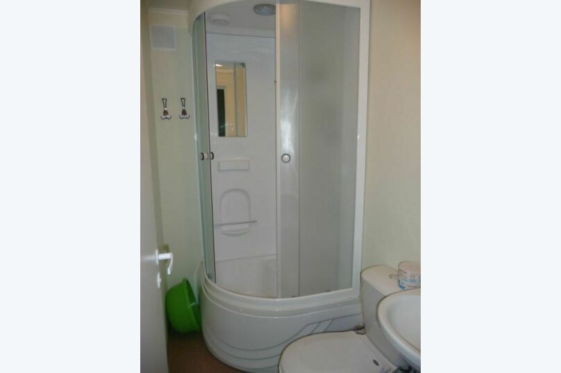 4-местный номер, улица Калинина, 239, Ейск - Фотография 2
