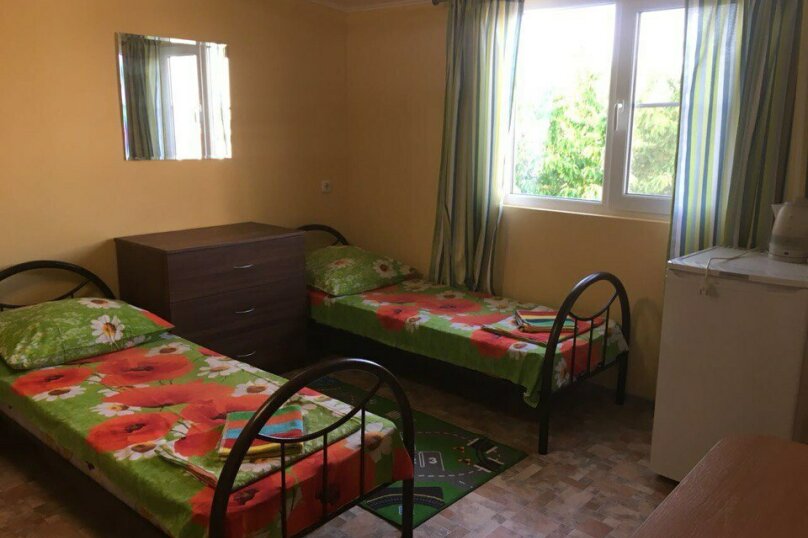 4-местный номер, улица Калинина, 239, Ейск - Фотография 4