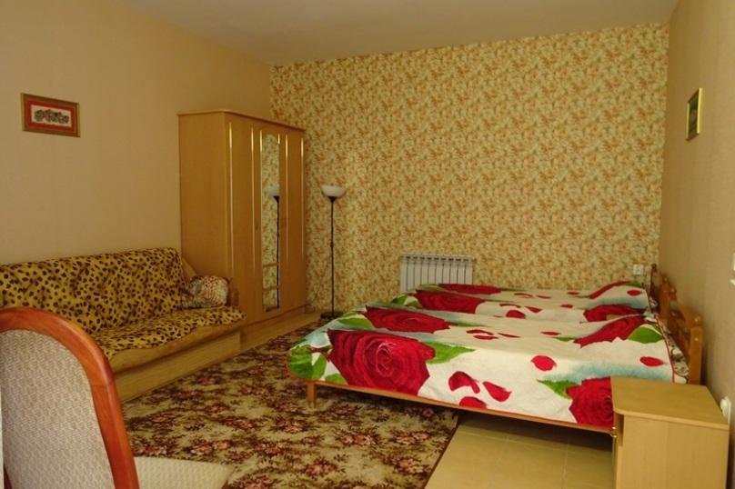 3-местный комфорт, улица Череватенко, 14, Геленджик - Фотография 1
