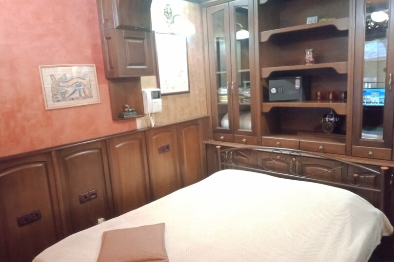 2-комн. квартира, 35 кв.м. на 4 человека, набережная имени В.И. Ленина, 13, Ялта - Фотография 3