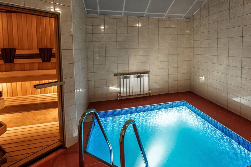 Гостиница "Hilton Hotel", Верхняя улица, 18А на 8 номеров - Фотография 3