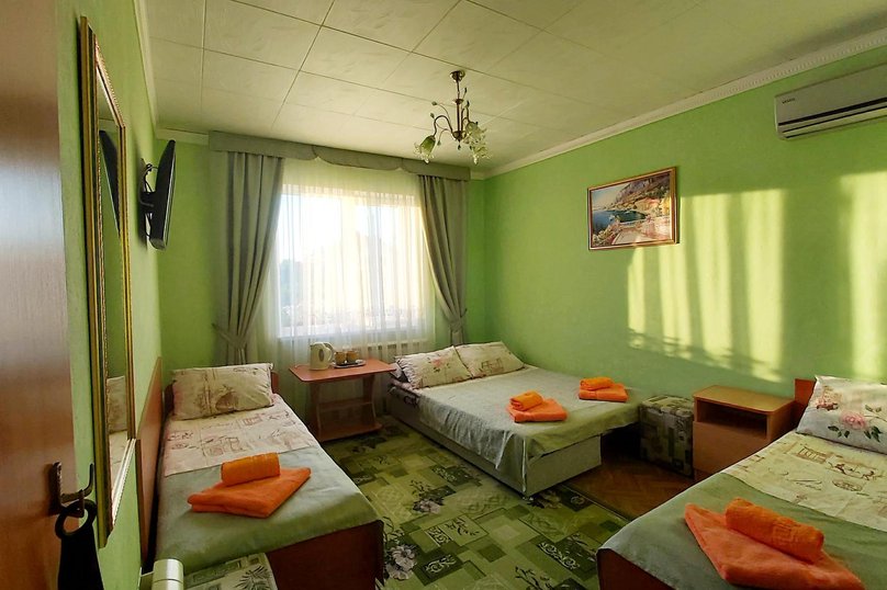 №6 - 4-х местный стандартный номер, Заводская , 24а, Анапа - Фотография 1