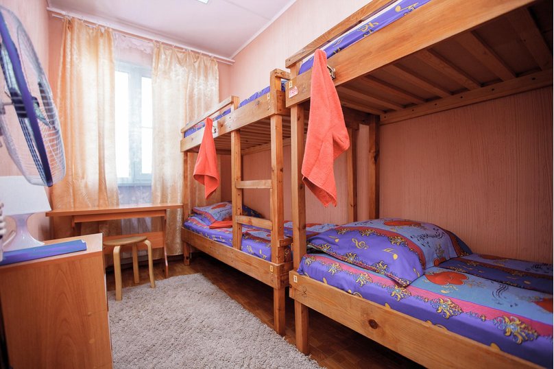 24 (общий) 4-х местный, улица Звездова, 117, Омск - Фотография 1