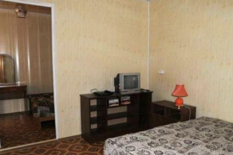 Четырёхместный номер 1б, Советская улица, 7А, Ильич - Фотография 1