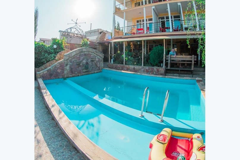 Рок-Арт-Отель "Hotel California", ул. Донецкая, 335 на 15 комнат - Фотография 135
