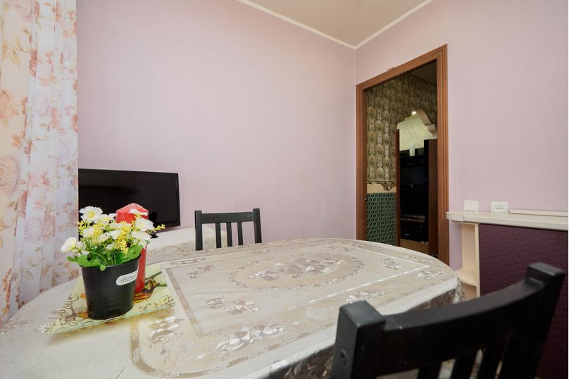 2-комн. квартира, 44 кв.м. на 4 человека, улица Короленко, 73, метро Яшьлек, Казань - Фотография 4